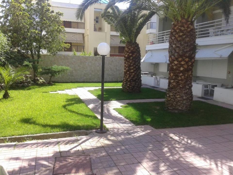 Petrakis Studios & Apartments Hanioti Buitenkant foto