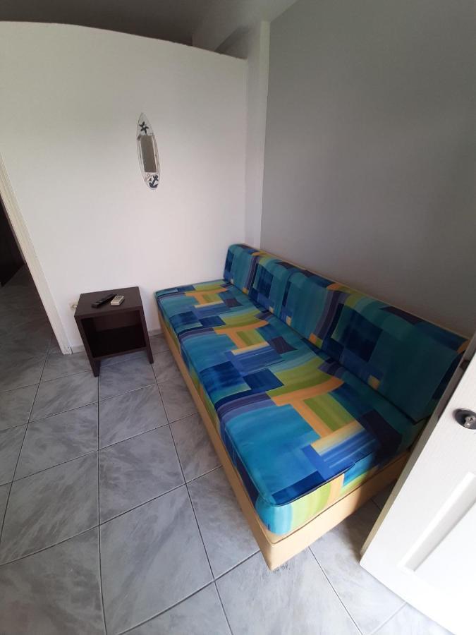 Petrakis Studios & Apartments Hanioti Buitenkant foto