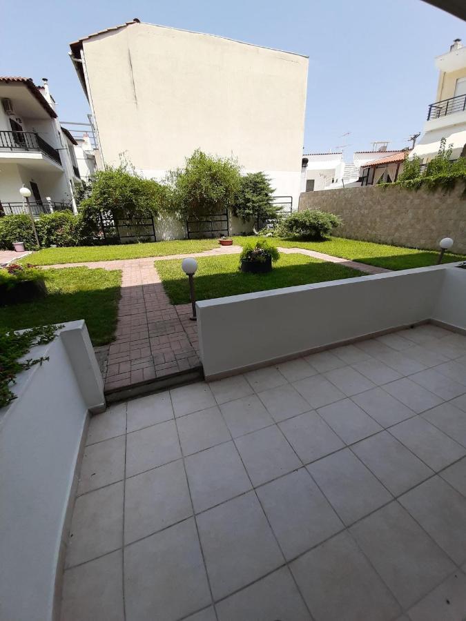Petrakis Studios & Apartments Hanioti Buitenkant foto